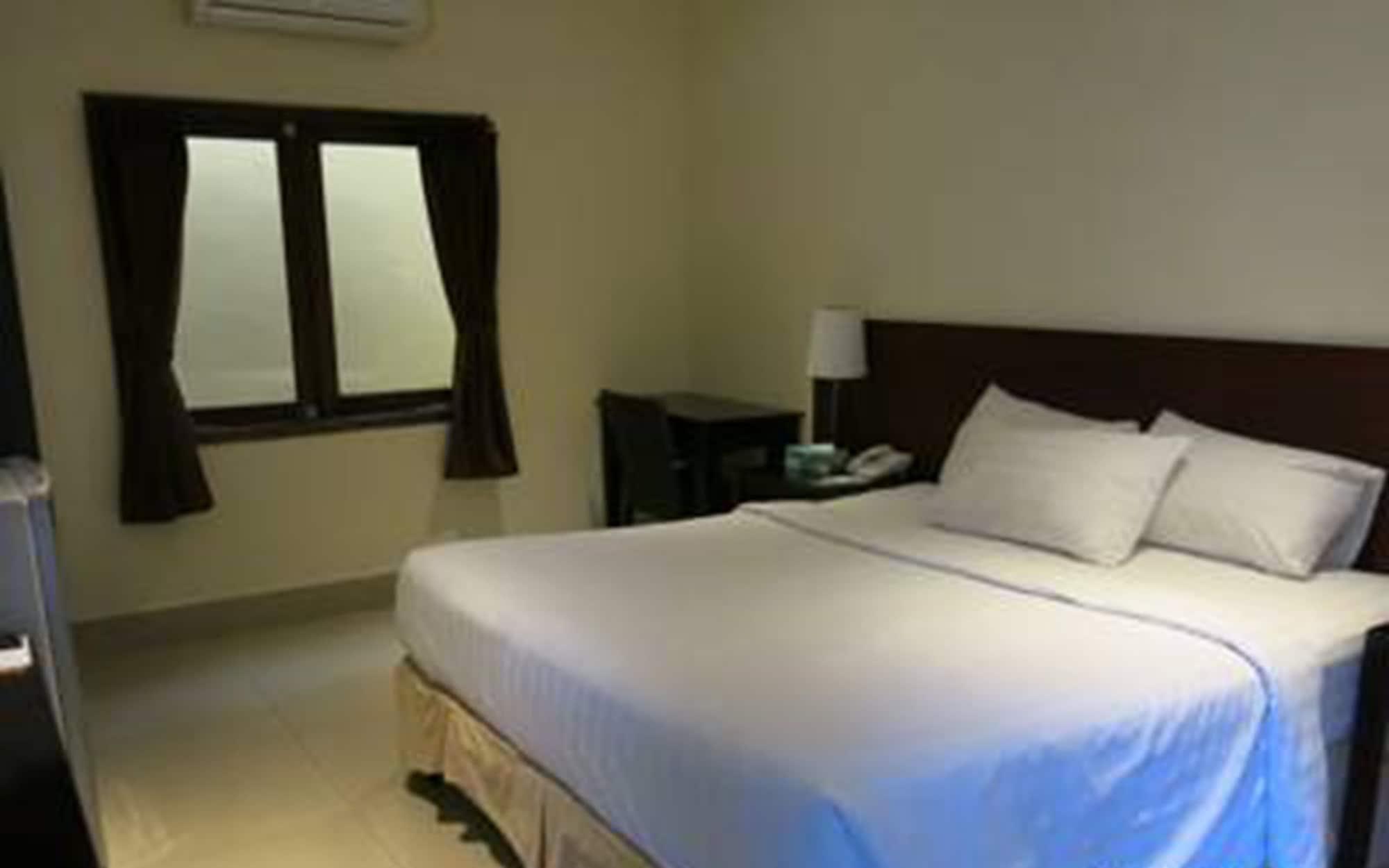 Radha Bali Hotel Кута Екстериор снимка