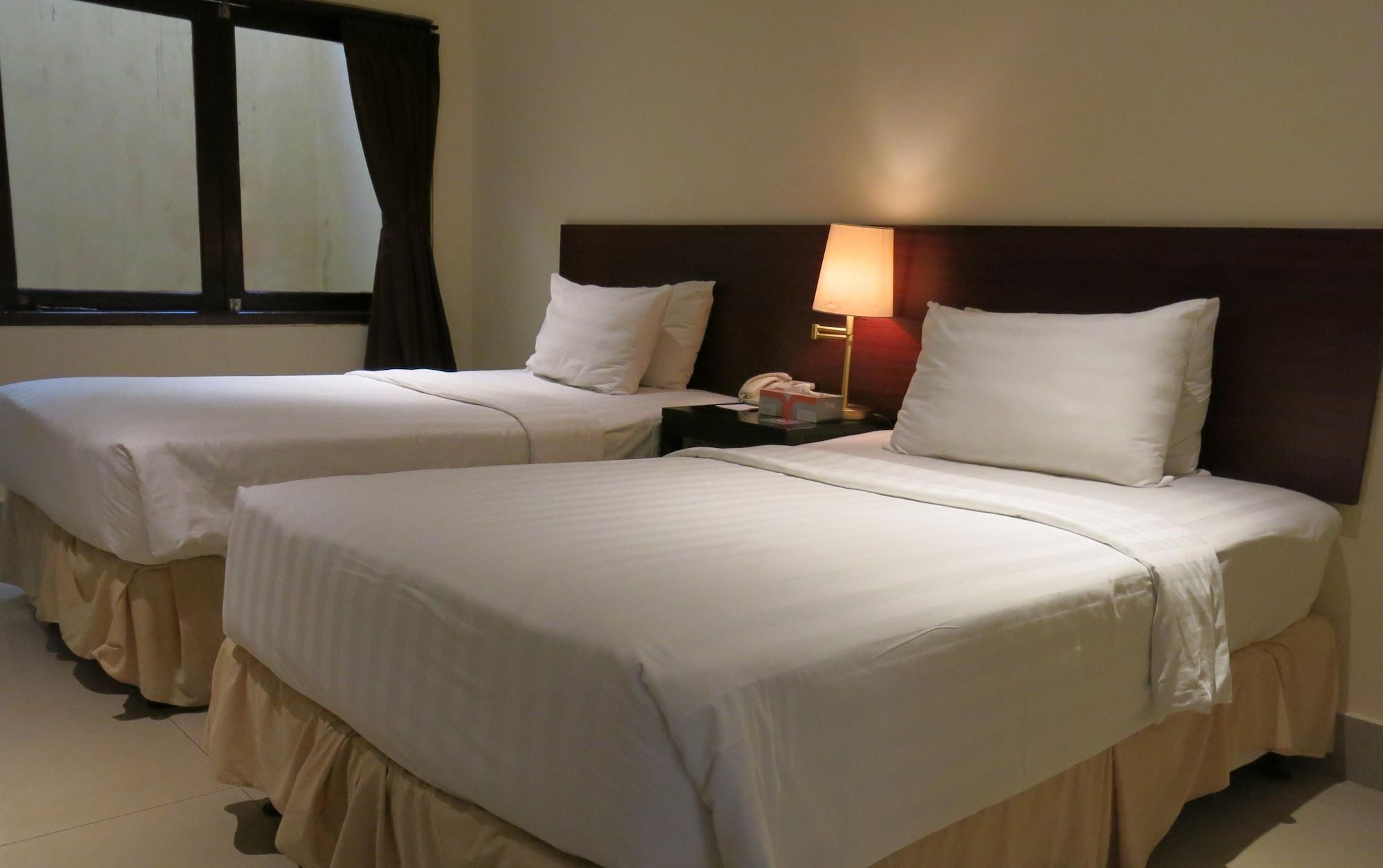 Radha Bali Hotel Кута Екстериор снимка