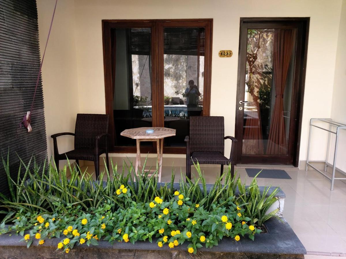 Radha Bali Hotel Кута Екстериор снимка