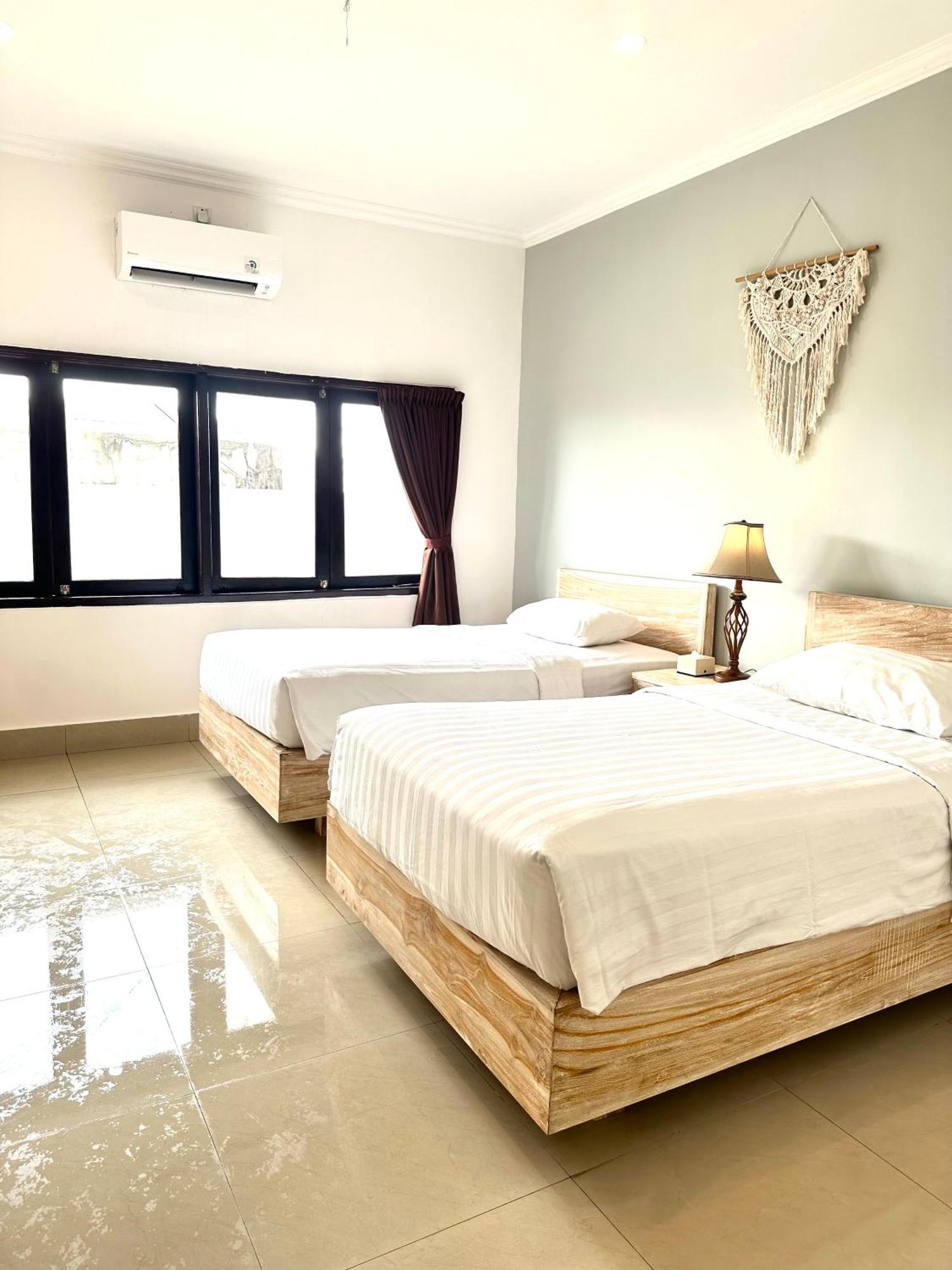 Radha Bali Hotel Кута Екстериор снимка