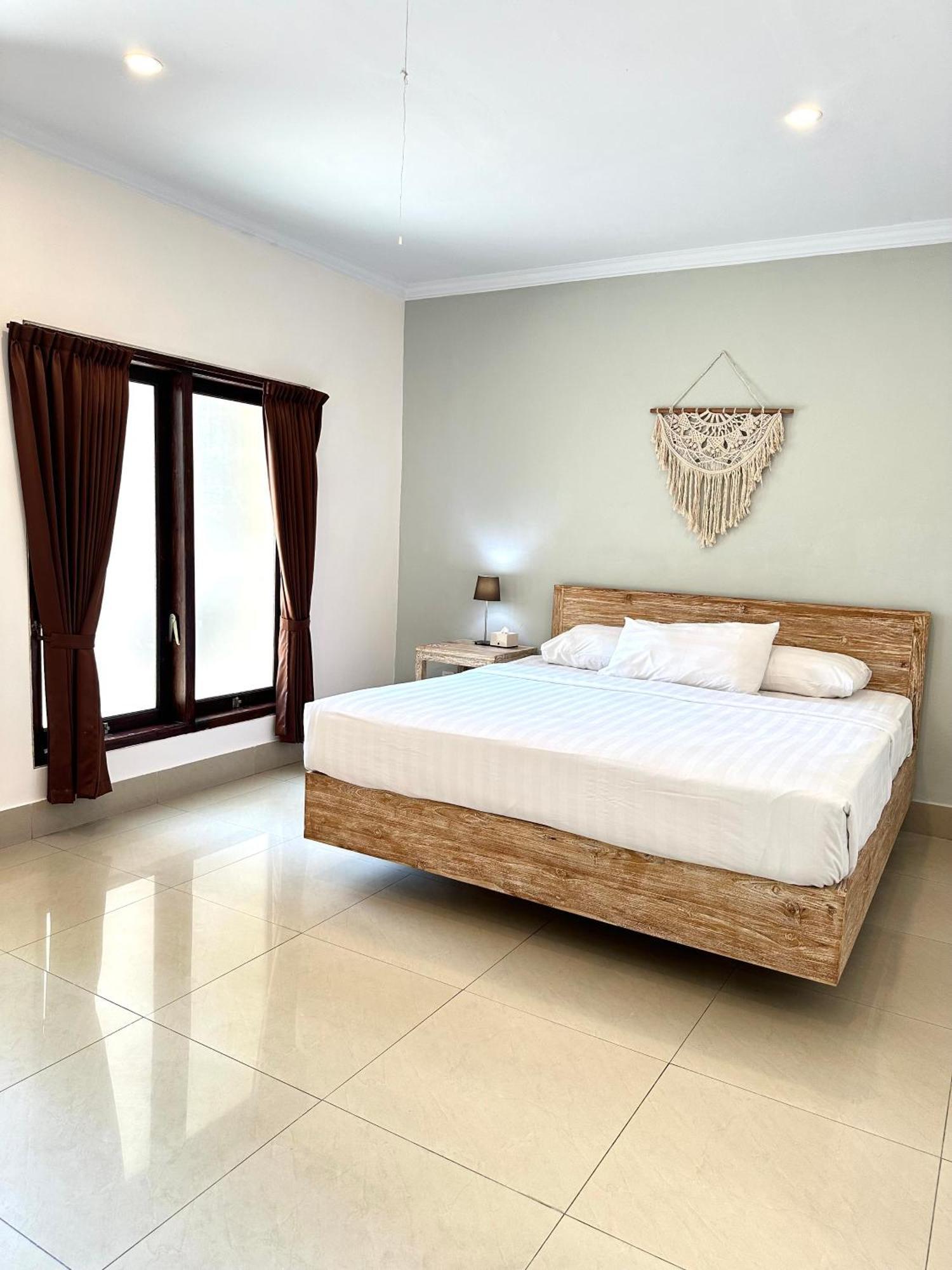 Radha Bali Hotel Кута Екстериор снимка